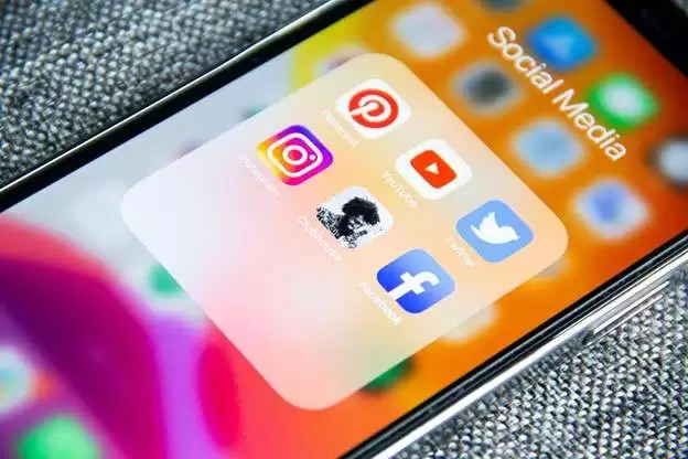 6-Tips-to-Build-a-Great-Interpersonal-Relationship-with-Leads-on-Social-Media.jpg