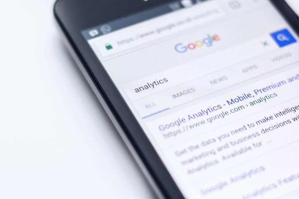 How Google Brand Snippets Improve Brand Awareness