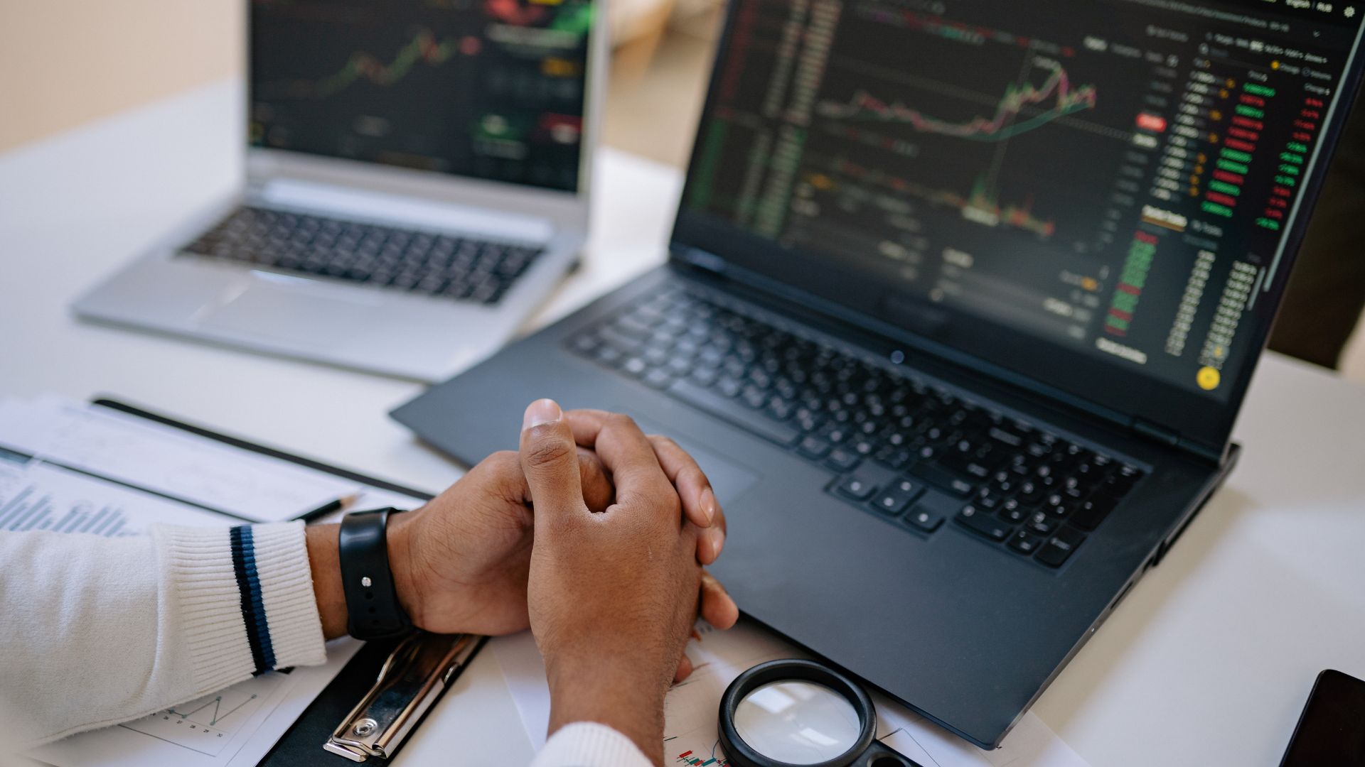 Balancing User Experience and Data Collection